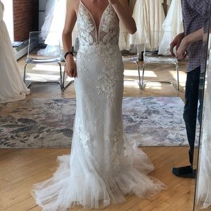 Emmy Mae 'Gigi' Wedding Dress (XS)